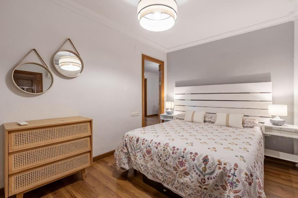 Apartamento Con Terraza A 4 Minutos De La Catedral Granada Exteriör bild