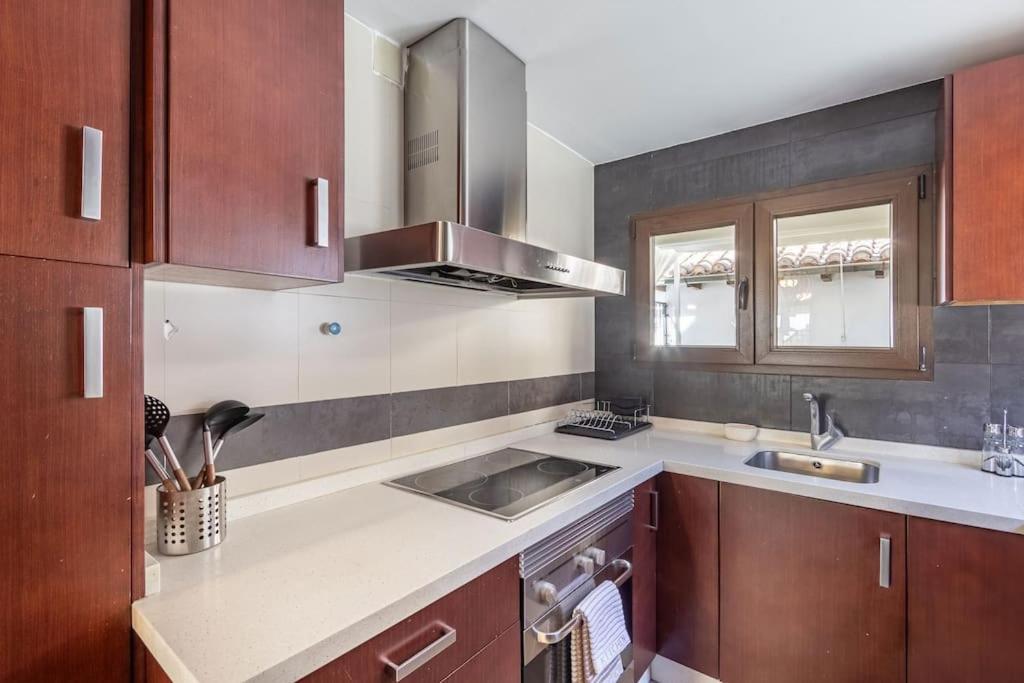 Apartamento Con Terraza A 4 Minutos De La Catedral Granada Exteriör bild