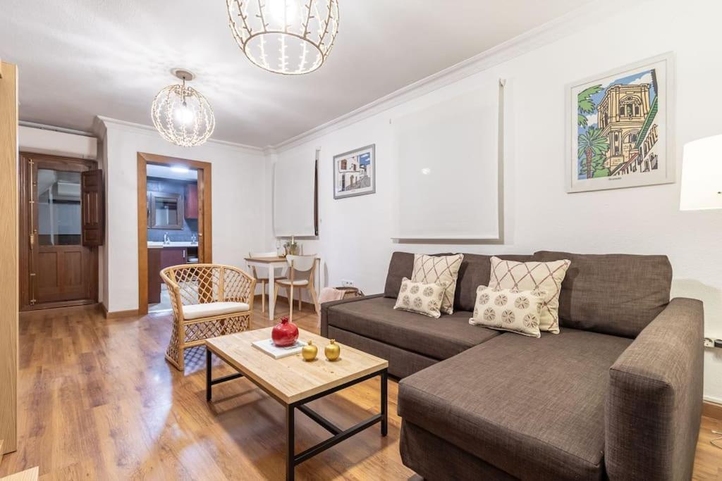 Apartamento Con Terraza A 4 Minutos De La Catedral Granada Exteriör bild