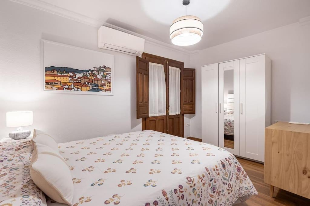 Apartamento Con Terraza A 4 Minutos De La Catedral Granada Exteriör bild