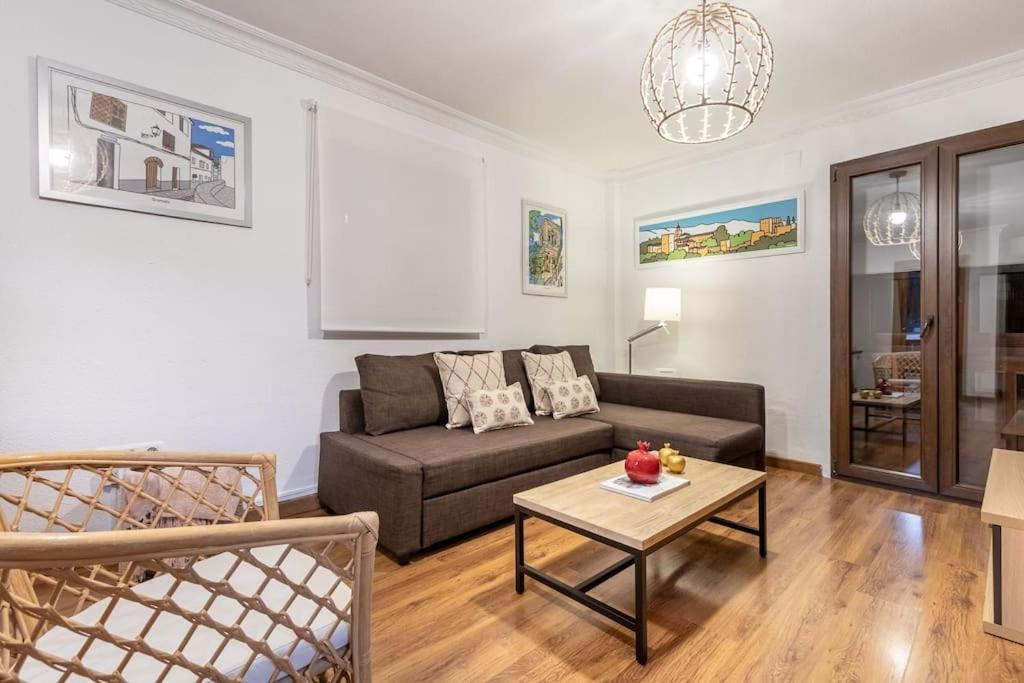 Apartamento Con Terraza A 4 Minutos De La Catedral Granada Exteriör bild