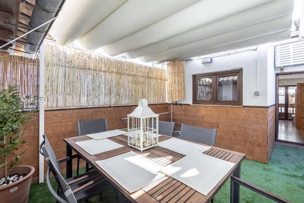 Apartamento Con Terraza A 4 Minutos De La Catedral Granada Exteriör bild