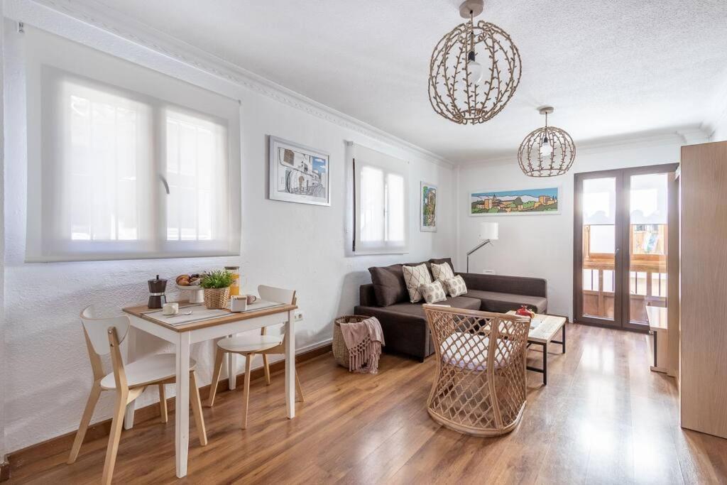 Apartamento Con Terraza A 4 Minutos De La Catedral Granada Exteriör bild