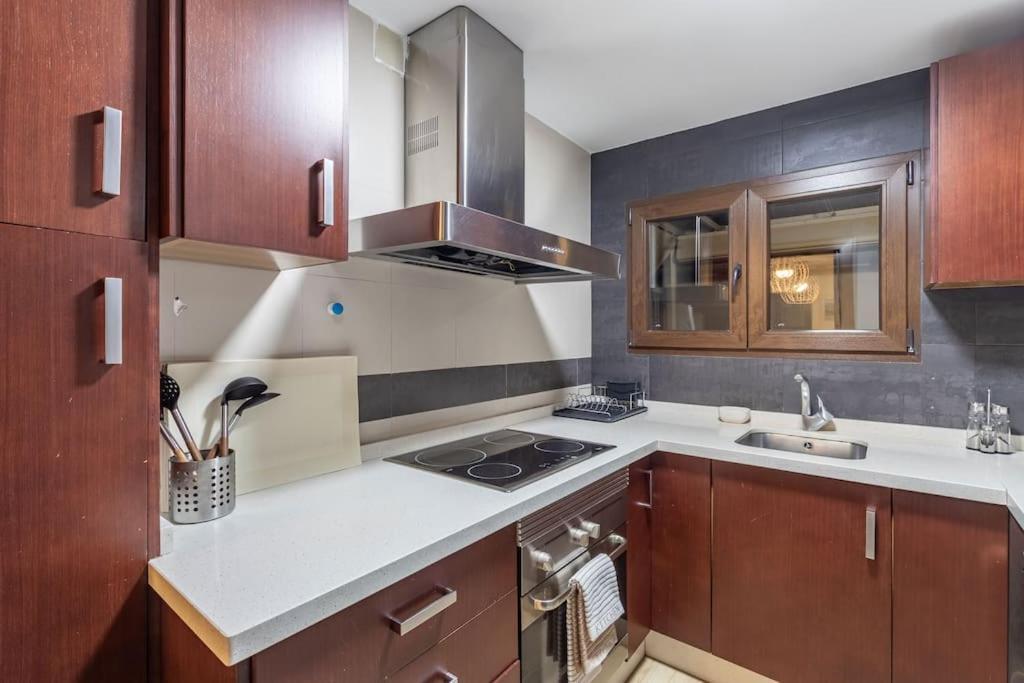 Apartamento Con Terraza A 4 Minutos De La Catedral Granada Exteriör bild