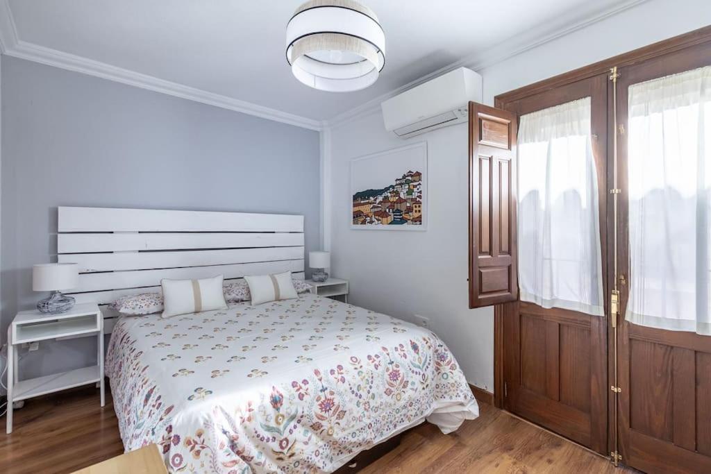 Apartamento Con Terraza A 4 Minutos De La Catedral Granada Exteriör bild